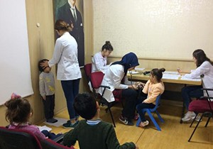 Hemşirelik öğrencileri sağlık taraması yaptı